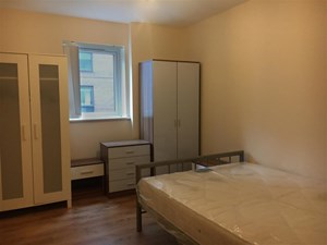 Bedroom- click for photo gallery